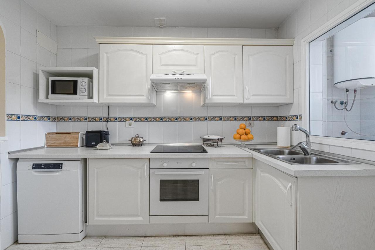 Red Large Family Apartment, Three Floors, 10 Guests Costa Adeje  Luaran gambar