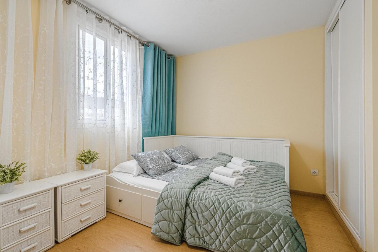 Red Large Family Apartment, Three Floors, 10 Guests Costa Adeje  Luaran gambar