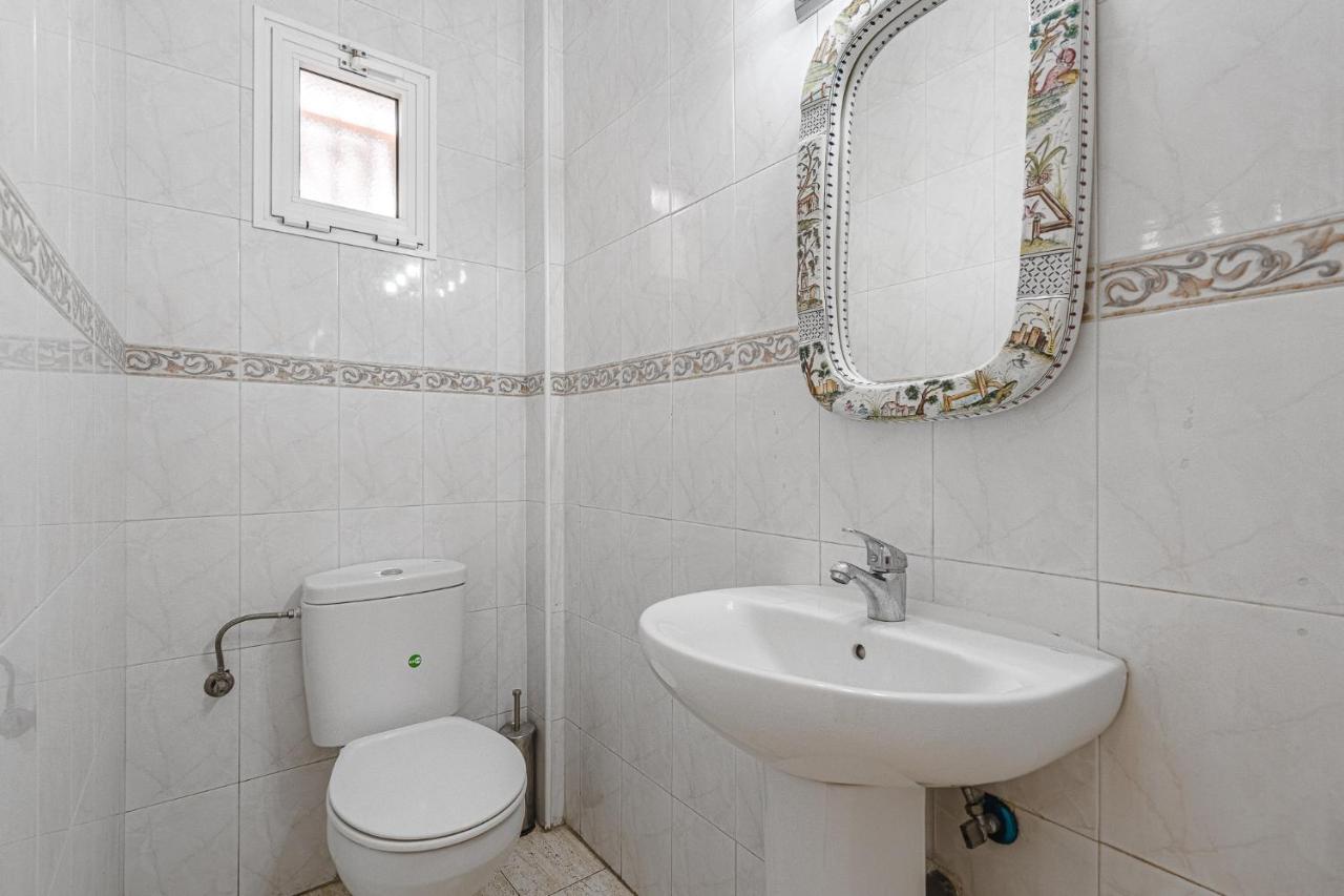 Red Large Family Apartment, Three Floors, 10 Guests Costa Adeje  Luaran gambar