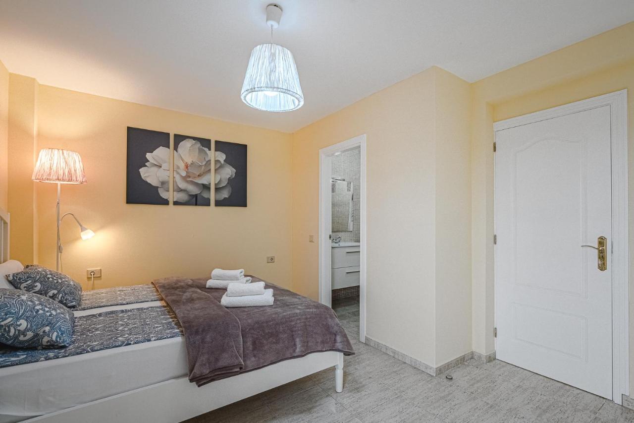 Red Large Family Apartment, Three Floors, 10 Guests Costa Adeje  Luaran gambar