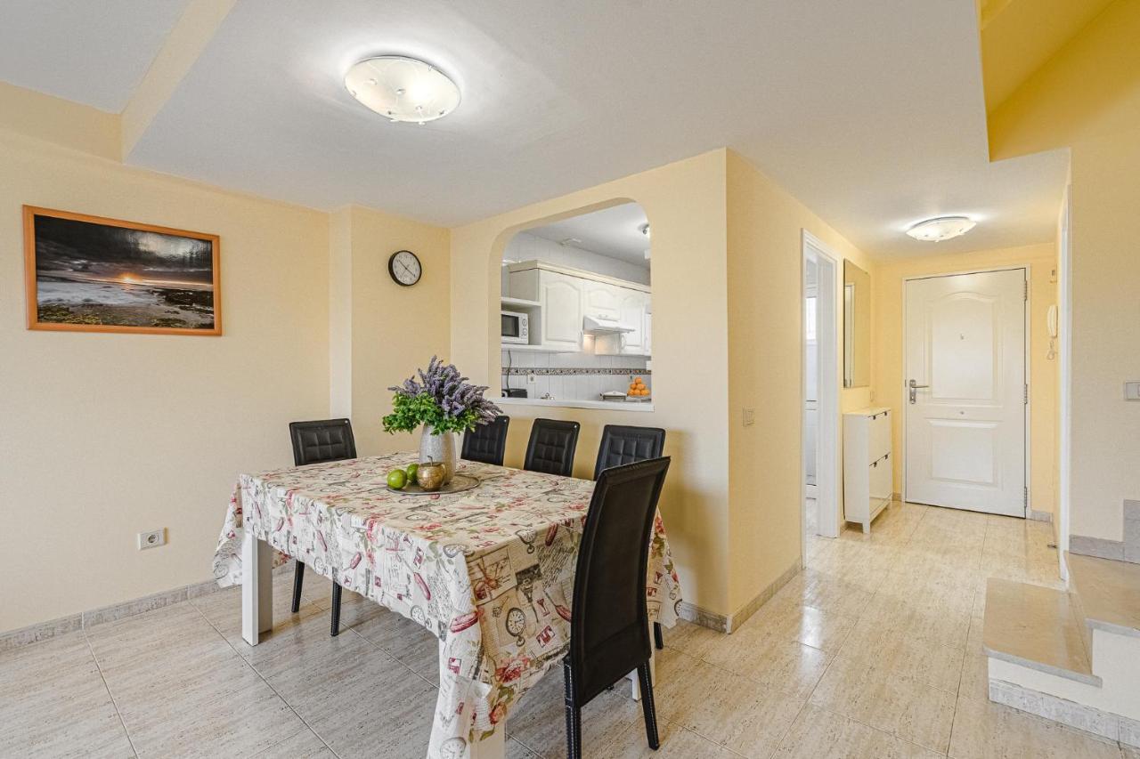 Red Large Family Apartment, Three Floors, 10 Guests Costa Adeje  Luaran gambar